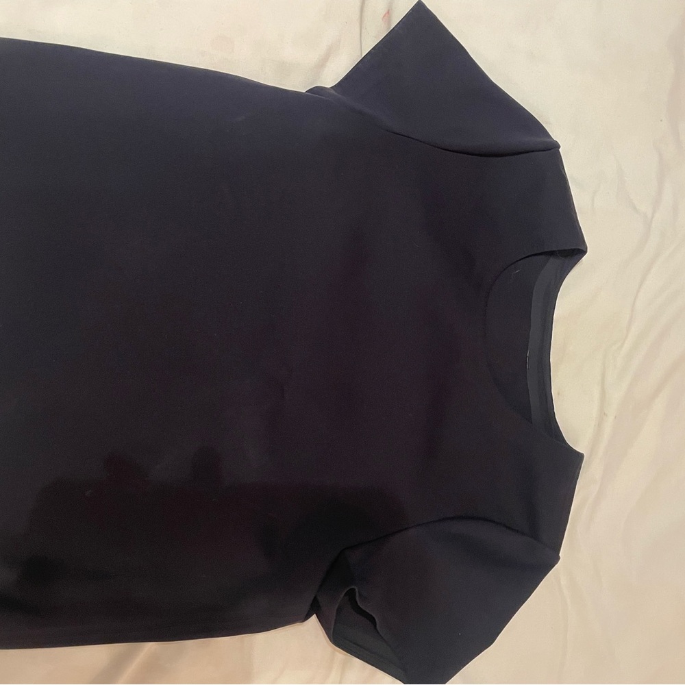 Women’s lululemon top size 6